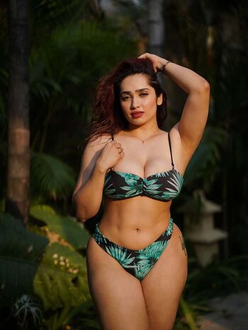 🔥 Aditi mistry leaked private photo uncensored full