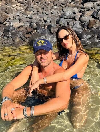 🔥 Alessandra ambrosio  page leaked private photo uncensored full