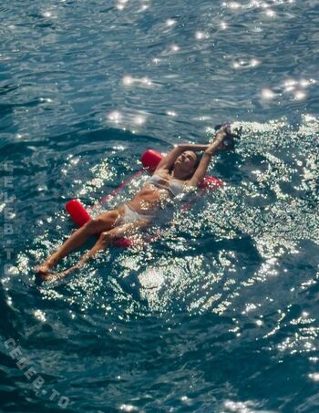 🔥 Alessandra ambrosio  page leaked private photo uncensored full