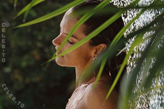 🔥 Alessandra ambrosio  page leaked private photo uncensored full