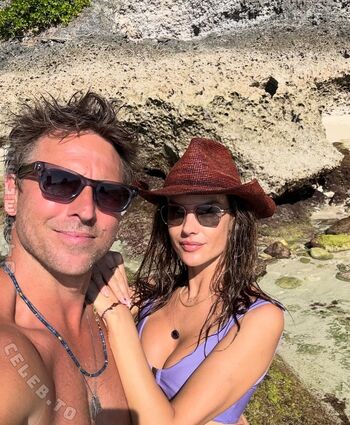 🔥 Alessandra ambrosio  page leaked private photo uncensored full