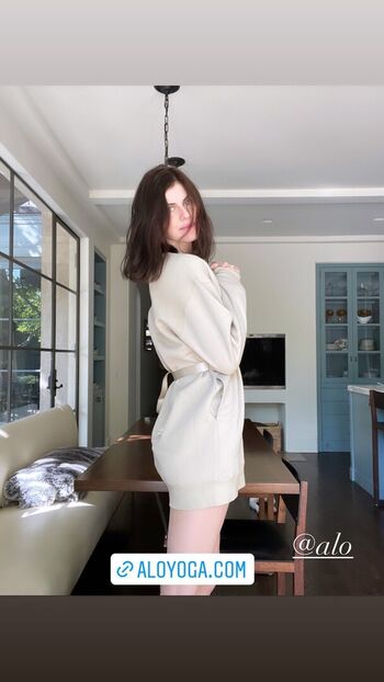 🔥 Alexandra daddario  page leaked private photo uncensored full