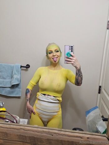 🔥 Alientrashkitty  page leaked private photo uncensored full