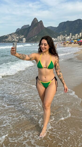 🔥 Alyska  page leaked private photo uncensored full