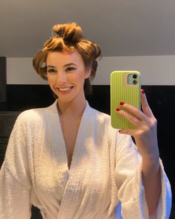 🔥 Amelie manzoli leaked private photo uncensored full