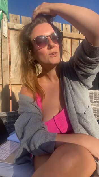 🔥 Angryweewifey leaked private photo uncensored full