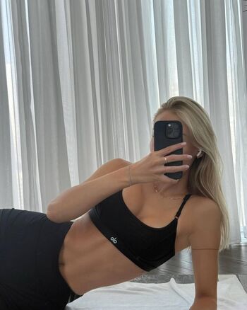 🔥 Annaauroraegger leaked private photo uncensored full
