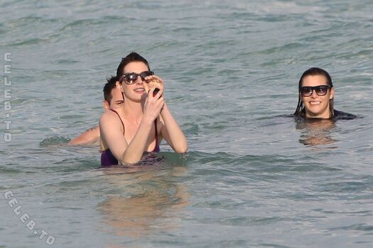 🔥 Anne hathaway page leaked private photo uncensored full