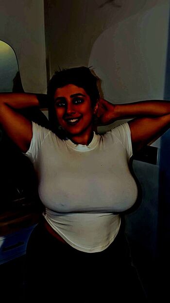 🔥 Apoorva bhalla page leaked private photo uncensored full