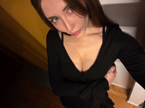 🔥 Ariel next door page leaked private photo uncensored full
