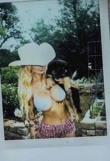 🔥 Bzbodyshop leaked private photo uncensored full