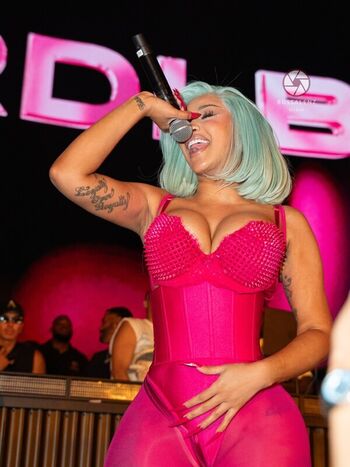🔥 Cardi b  page leaked private photo uncensored full
