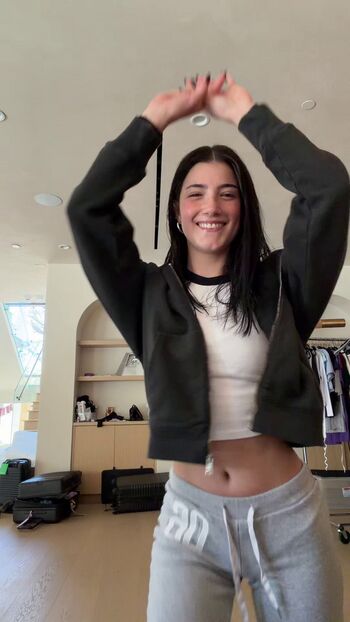 🔥 Charli d amelio page leaked private photo uncensored full