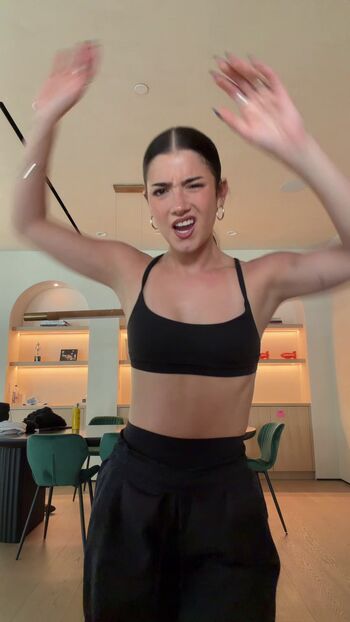 🔥 Charli d amelio page leaked private photo uncensored full