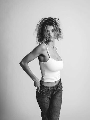 🔥 Chloe east leaked private photo uncensored full