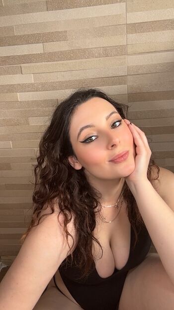 🔥 Christina green page leaked private photo uncensored full