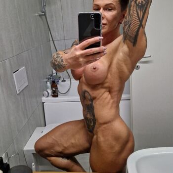 🔥 Crazyxbody leaked private photo uncensored full