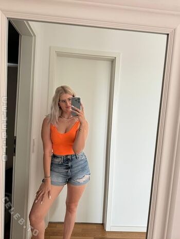 🔥 Deineemilia leaked private photo uncensored full