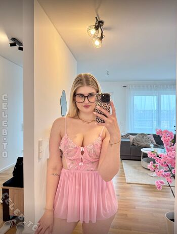 🔥 Deineemilia page leaked private photo uncensored full
