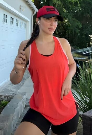 🔥 Diana avsaragova page leaked private photo uncensored full