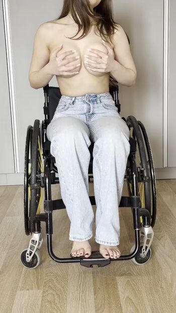 🔥 Disabled girls page leaked private photo uncensored full