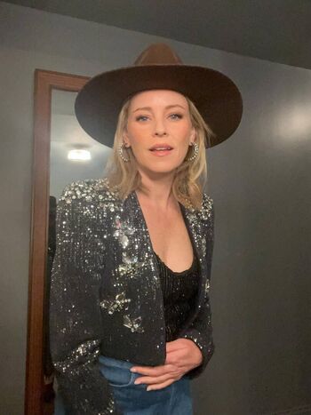 🔥 Elizabeth banks leaked private photo uncensored full