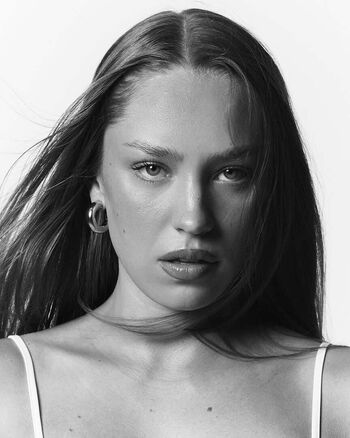 🔥 Ellie warmbrunn page leaked private photo uncensored full