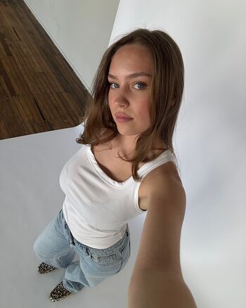 🔥 Ellie warmbrunn page leaked private photo uncensored full