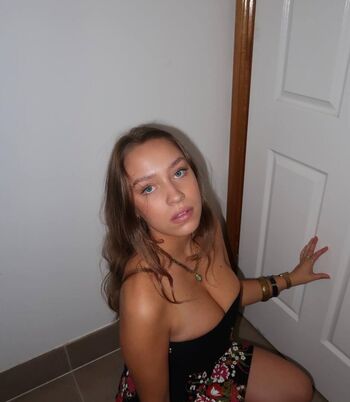 🔥 Ellie warmbrunn page leaked private photo uncensored full