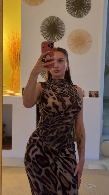 🔥 Elz the witch  page leaked private photo uncensored full