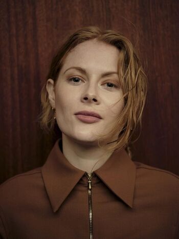 🔥 Emily beecham leaked private photo uncensored full