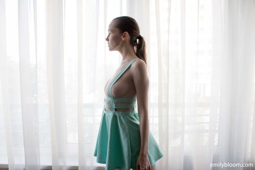 🔥 Emily bloom  page leaked private photo uncensored full