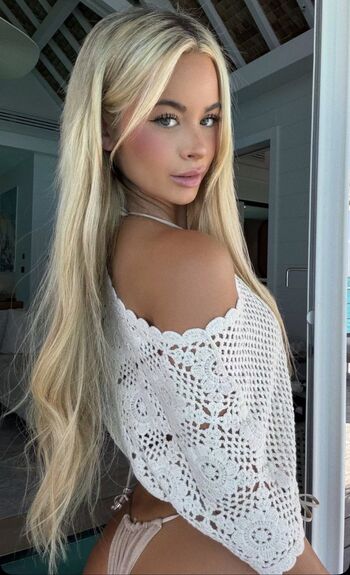 🔥 Emily elizabeth leaked private photo uncensored full