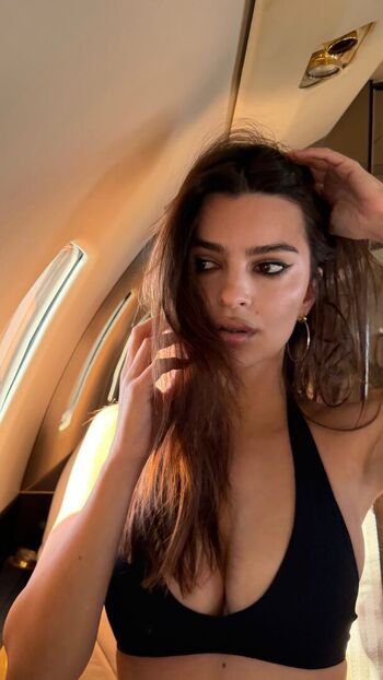🔥 Emily ratajkowski  page leaked private photo uncensored full