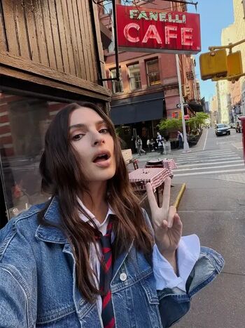 🔥 Emily ratajkowski  page leaked private photo uncensored full