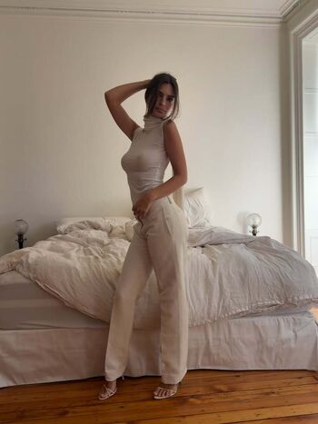 🔥 Emily ratajkowski  page leaked private photo uncensored full