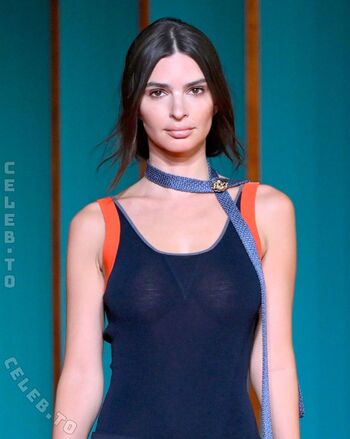 🔥 Emily ratajkowski  page leaked private photo uncensored full