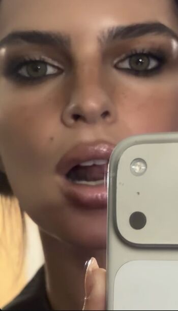 🔥 Emily ratajkowski  page leaked private photo uncensored full