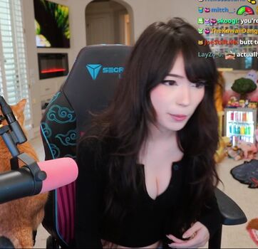 🔥 Emiru leaked private photo uncensored full