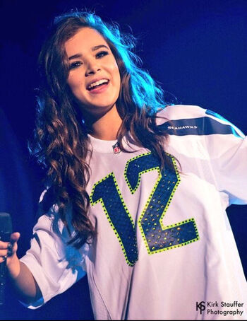 🔥 Hailee steinfeld  page leaked private photo uncensored full