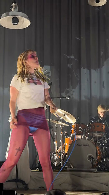 🔥 Hayley williams leaked private photo uncensored full