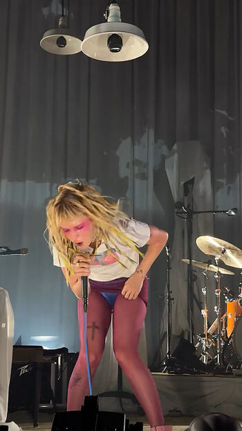 🔥 Hayley williams leaked private photo uncensored full