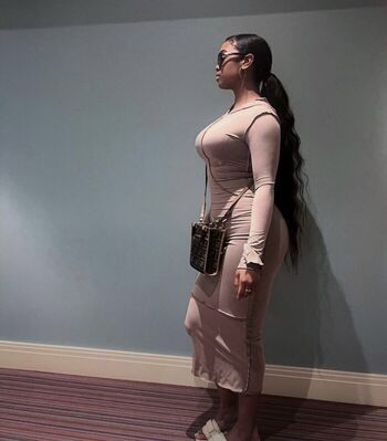 🔥 Hermusicofficial leaked private photo uncensored full