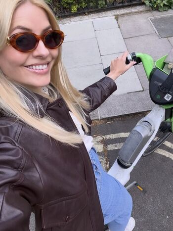 🔥 Holly willoughby page leaked private photo uncensored full