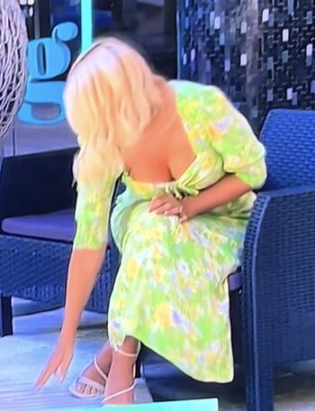 🔥 Holly willoughby leaked private photo uncensored full