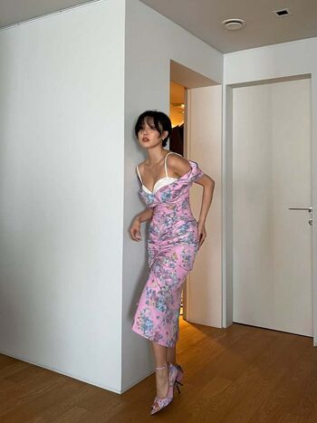 🔥 Hwasa page leaked private photo uncensored full