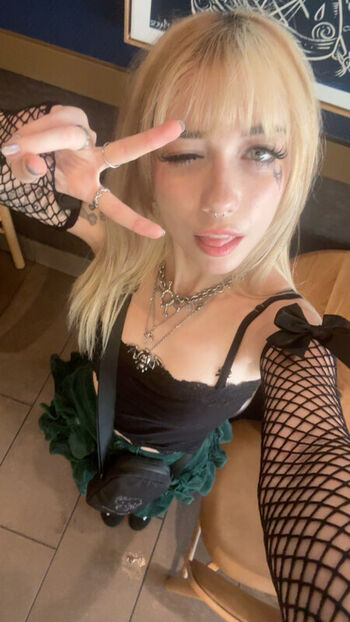 🔥 Iluvmeww page leaked private photo uncensored full