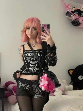 🔥 Iluvmeww page leaked private photo uncensored full
