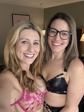 🔥 Innocenthotwifexxx leaked private photo uncensored full