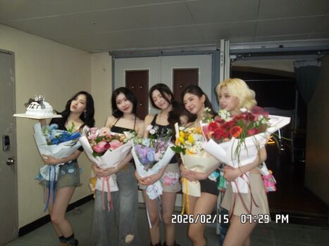 🔥 Itzy all in us page leaked private photo uncensored full